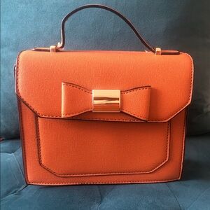 🌼Elegant Orange Bow Mini Bag NWOT